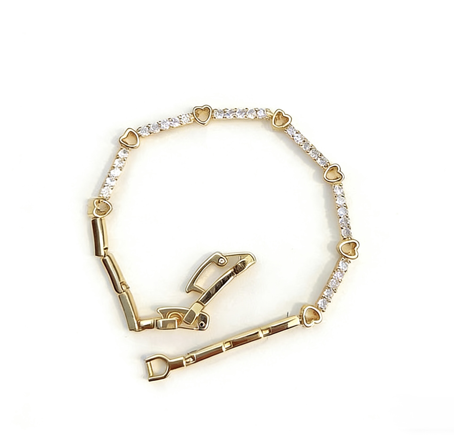 BEl07GYTKY1AMUyO_ku2s5.jpg 24k sand Golden Heart-Shaped Bracelet for Women A stylish, luxury, and sophisticated accessory with a unique design. - Image 1